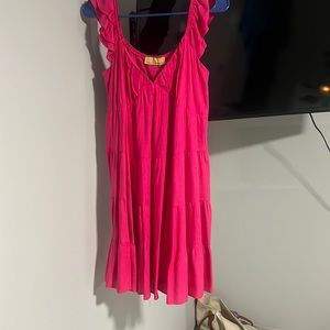 Super cute pink boutique dress. Love the color.